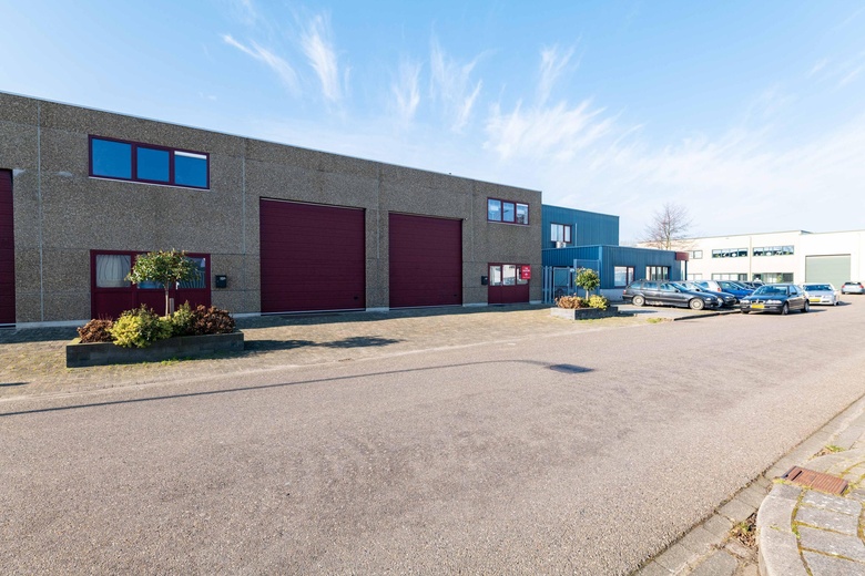 BedrijfsruimteaanEinsteinweg 19 b<br/> inHellevoetsluis