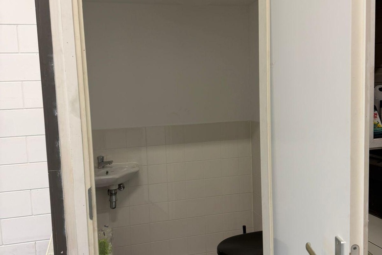 BedrijfsruimteaanC. Verolmelaan 221<br/> inUithoorn