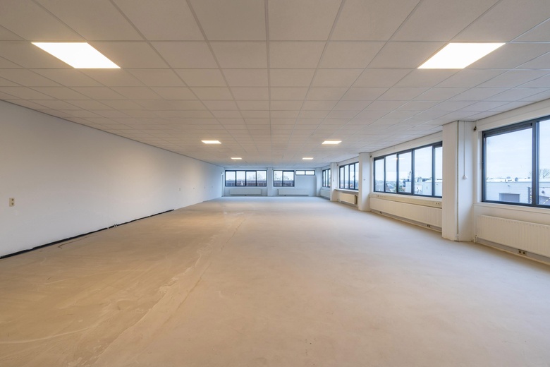 BedrijfsruimteaanNijverheidsweg 61<br/> inHendrik-Ido-Ambacht