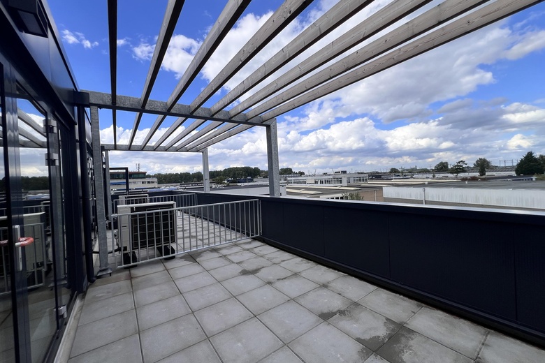 BedrijfsruimteaanHogeweyselaan 215 H<br/> inWeesp