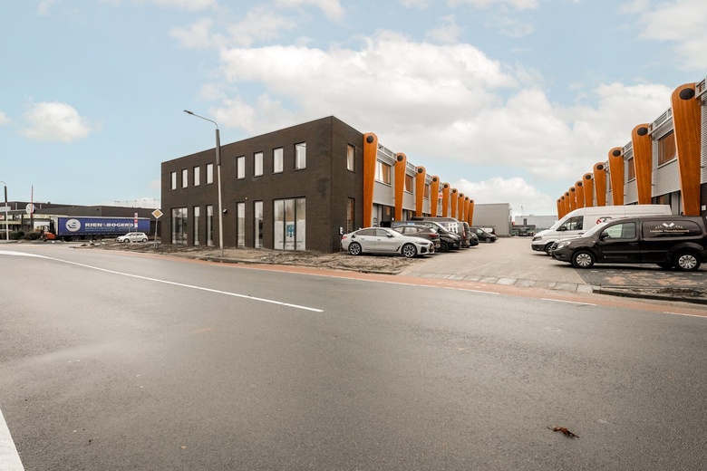 BedrijfsruimteaanIndustrieweg 12 C<br/> inZoeterwoude