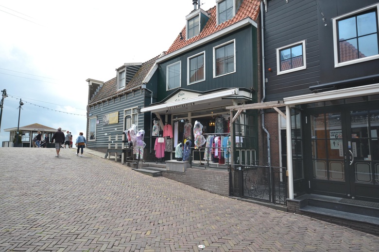 WinkelruimteaanBrugstraat 1<br/> inVolendam