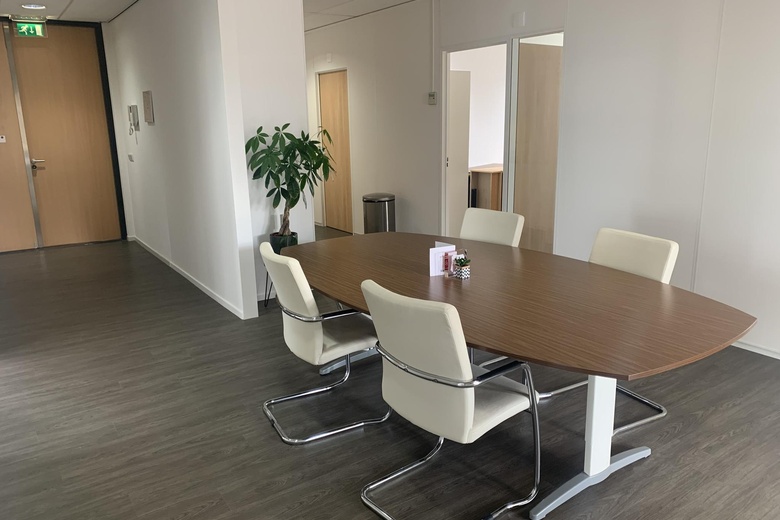 KantoorruimteaanHet Sterrenbeeld 19<br/> inDen Bosch KantoorruimteaanHet Sterrenbeeld 19<br/> inDen Bosch