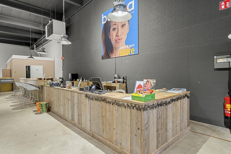 BedrijfsruimteaanIndustrieweg Oost 7<br/> inElst