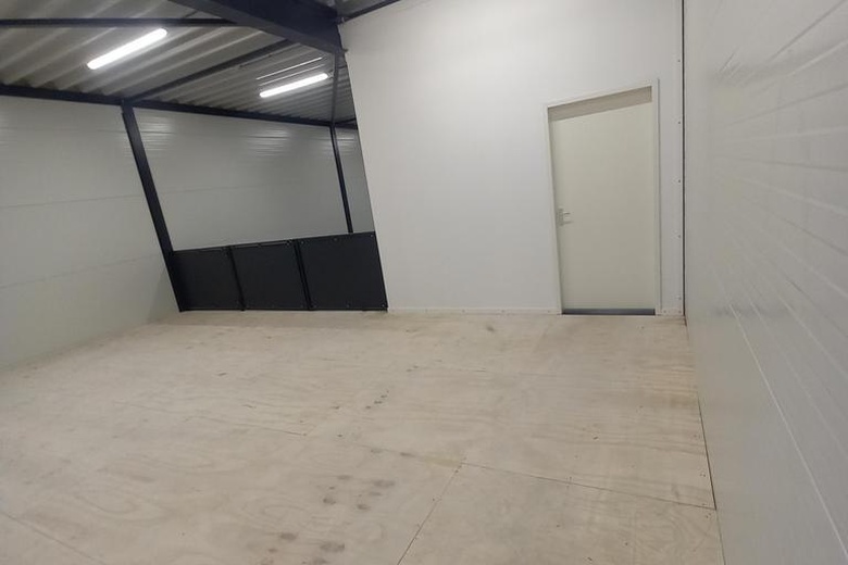 BedrijfsruimteaanRomeinenstraat 77<br/> inBeugen