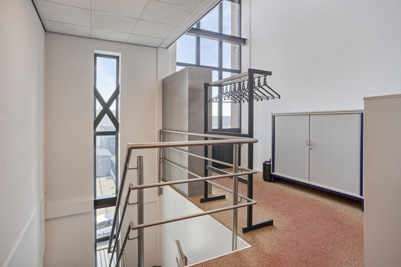 KantoorruimteaanSchutweg 15 a<br/> inWaalwijk KantoorruimteaanSchutweg 15 a<br/> inWaalwijk