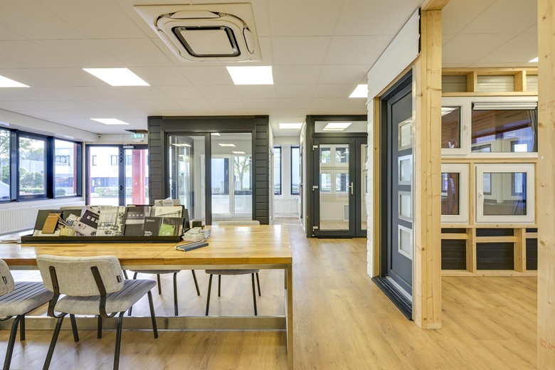 BedrijfsruimteaanWilgenkade 1<br/> inHouten