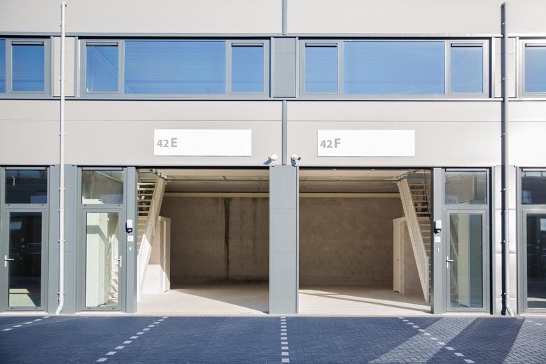 BedrijfsruimteaanLaan van 's-Gravenmade 40 - 42<br/> inDen Haag BedrijfsruimteaanLaan van 's-Gravenmade 40 - 42<br/> inDen Haag