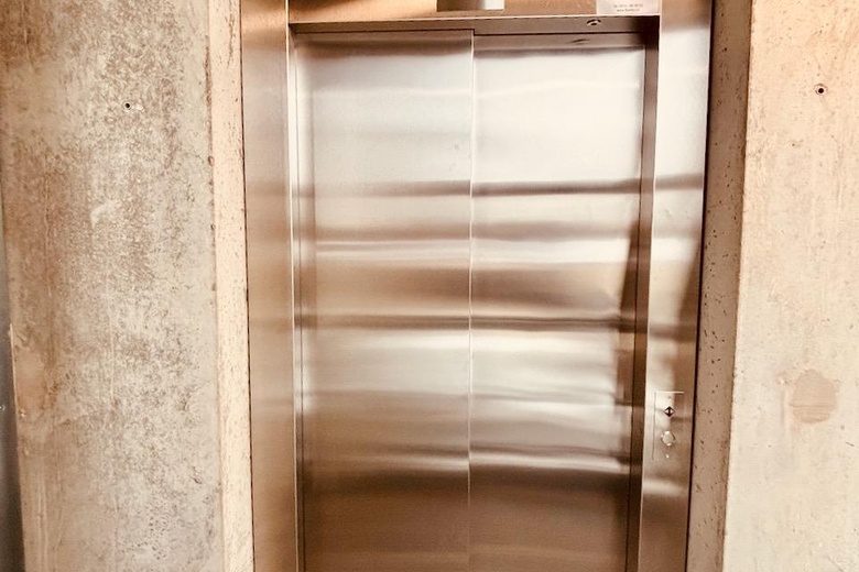 BedrijfsruimteaanConservenweg 75 U38<br/> inRoelofarendsveen