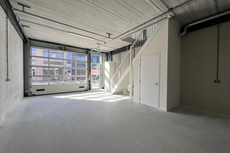 BedrijfsruimteaanLelystraat 70 b<br/> inSliedrecht BedrijfsruimteaanLelystraat 70 b<br/> inSliedrecht