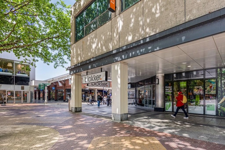 WinkelruimteaanVeerplein 26<br/> inVlaardingen WinkelruimteaanVeerplein 26<br/> inVlaardingen