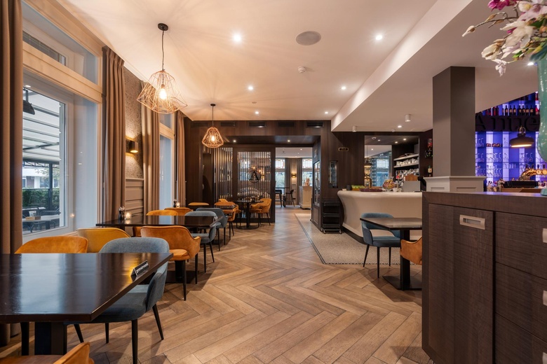 HorecaaanStationsplein | Stationsstraat - Antje 0 ong<br/> inWeert