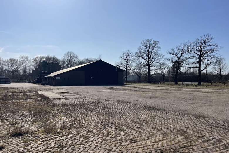 BedrijfsruimteaanEnschedesestraat 175<br/> inOldenzaal BedrijfsruimteaanEnschedesestraat 175<br/> inOldenzaal