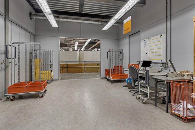 BedrijfsruimteaanTransistorstraat 141<br/> inAlmere BedrijfsruimteaanTransistorstraat 141<br/> inAlmere