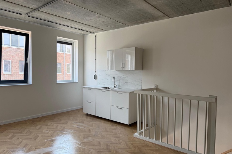 BedrijfsruimteaanNijverheidslaan 6 S<br/> inWeesp