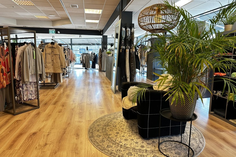 WinkelruimteaanErasmuslaan 1<br/> inHeerhugowaard WinkelruimteaanErasmuslaan 1<br/> inHeerhugowaard