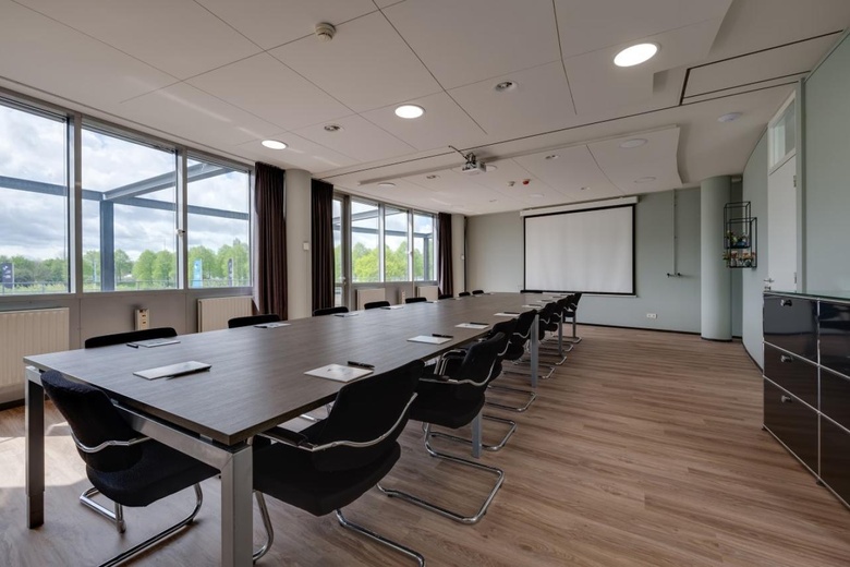 KantoorruimteaanWerner von Siemensstraat 3<br/> inZoetermeer KantoorruimteaanWerner von Siemensstraat 3<br/> inZoetermeer