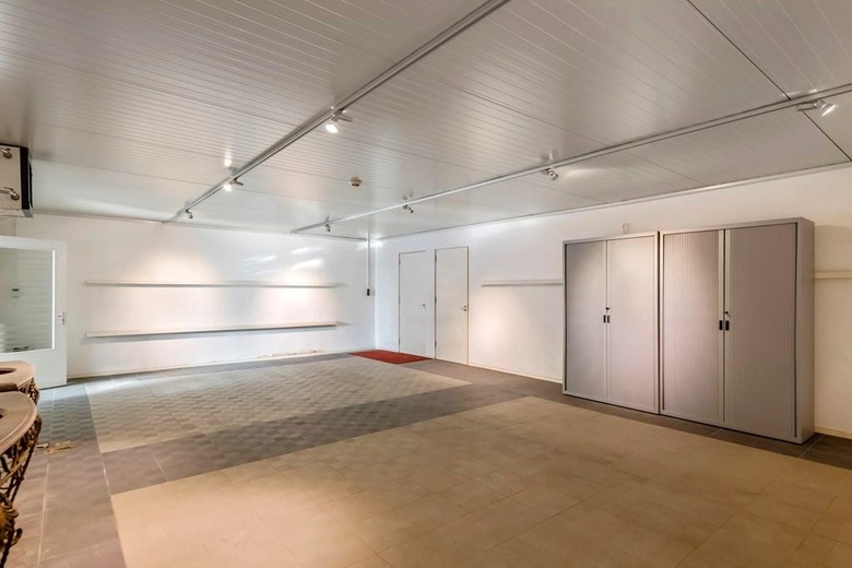 BedrijfsruimteaanKamperfoelie 1 A<br/> inVeenendaal