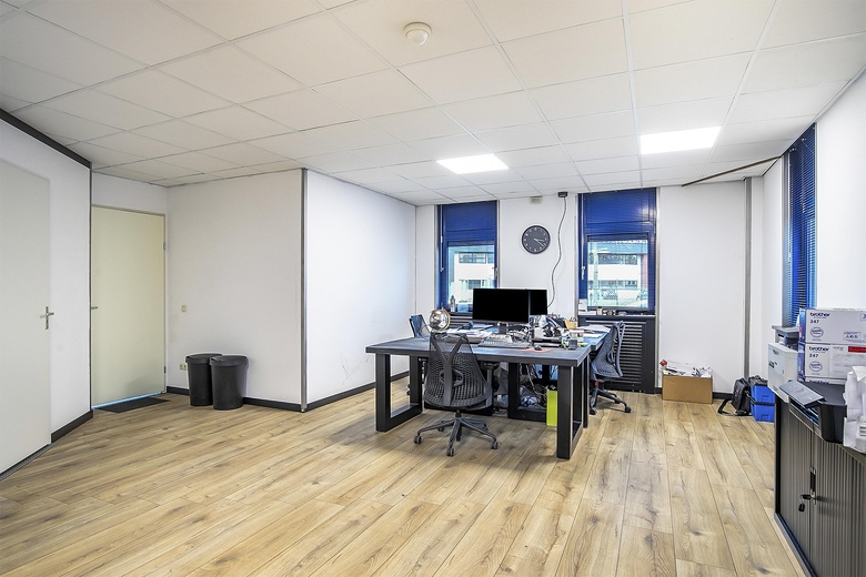 BedrijfsruimteaanDommelstraat 6<br/> inOss