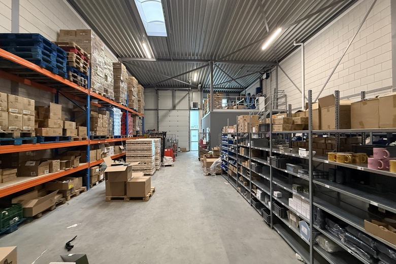 BedrijfsruimteaanSchaapherderweg 17 l<br/> inRidderkerk
