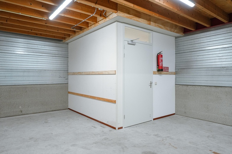 BedrijfsruimteaanDommelstraat 16<br/> inOss BedrijfsruimteaanDommelstraat 16<br/> inOss