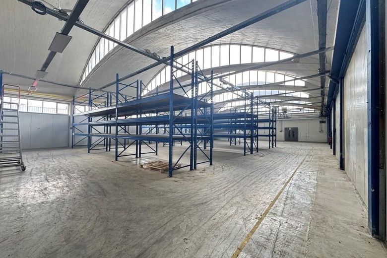 BedrijfsruimteaanIndustrieweg 9<br/> inBladel BedrijfsruimteaanIndustrieweg 9<br/> inBladel