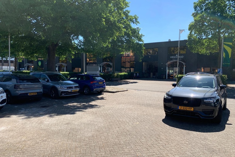 BedrijfsruimteaanLemelerbergweg 16<br/> inAmsterdam