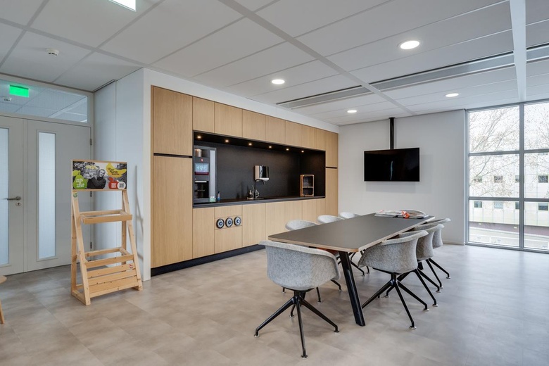 KantoorruimteaanWerner von Siemensstraat 5<br/> inZoetermeer KantoorruimteaanWerner von Siemensstraat 5<br/> inZoetermeer