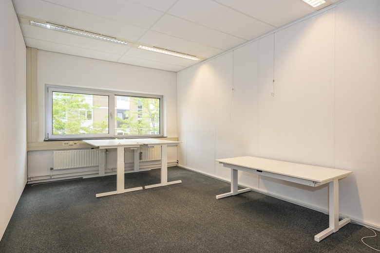 KantoorruimteaanHub Dassenplein 3<br/> inSittard KantoorruimteaanHub Dassenplein 3<br/> inSittard