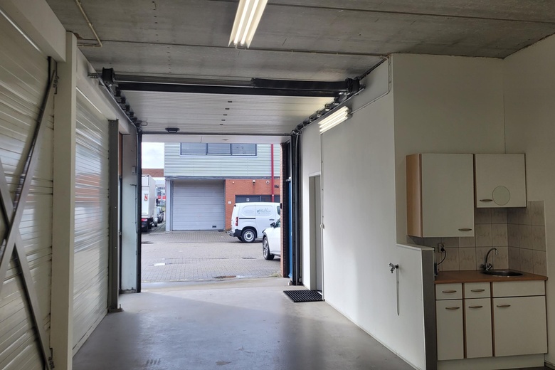 BedrijfsruimteaanDe Liesbosch 30<br/> inNieuwegein