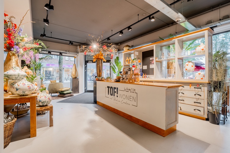 WinkelruimteaanAdmiraal Helfrichstraat 33<br/> inHardenberg WinkelruimteaanAdmiraal Helfrichstraat 33<br/> inHardenberg
