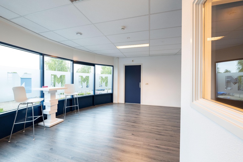 KantoorruimteaanPascalweg 7<br/> inSpijkenisse KantoorruimteaanPascalweg 7<br/> inSpijkenisse