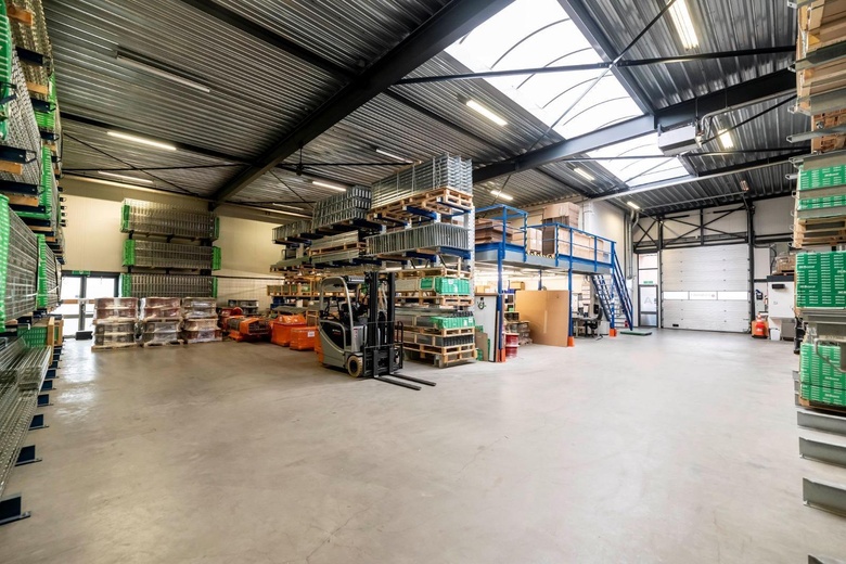 BedrijfsruimteaanAalborg 4<br/> inBarendrecht BedrijfsruimteaanAalborg 4<br/> inBarendrecht