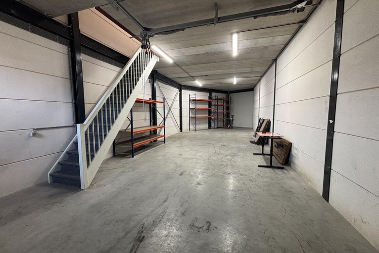 BedrijfsruimteaanNewtonstraat 67<br/> inZoetermeer