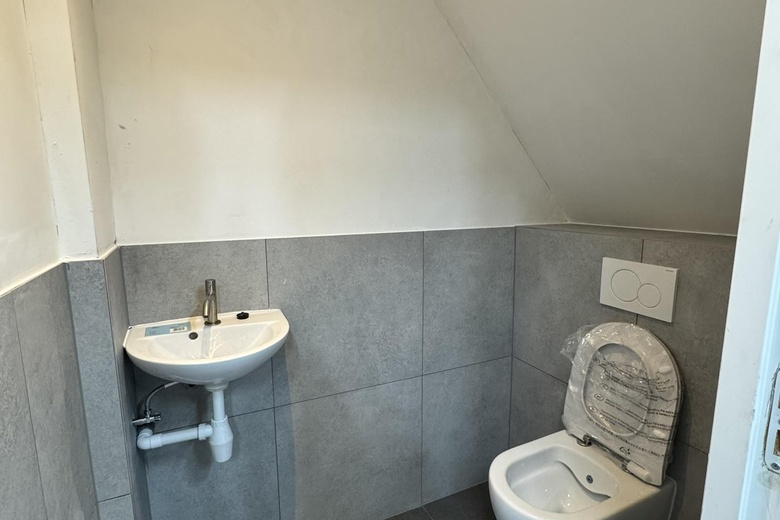 BedrijfsruimteaanJarmuiden 27 N<br/> inAmsterdam