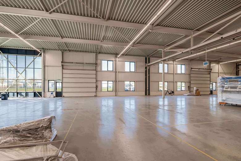 BedrijfsruimteaanLauwersmeer 13<br/> inOss