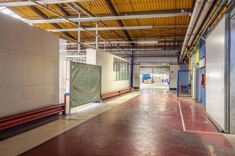 BedrijfsruimteaanDriepoortenweg 35<br/> inArnhem BedrijfsruimteaanDriepoortenweg 35<br/> inArnhem