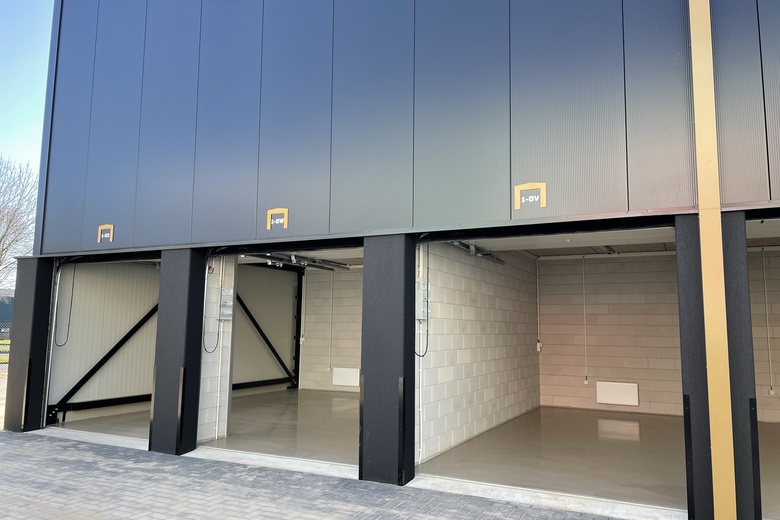 BedrijfsruimteaanHannoverstraat 1<br/> inDeventer BedrijfsruimteaanHannoverstraat 1<br/> inDeventer