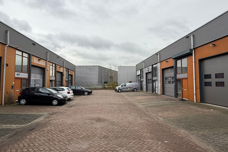 BedrijfsruimteaanAventurijn 228<br/> inDordrecht