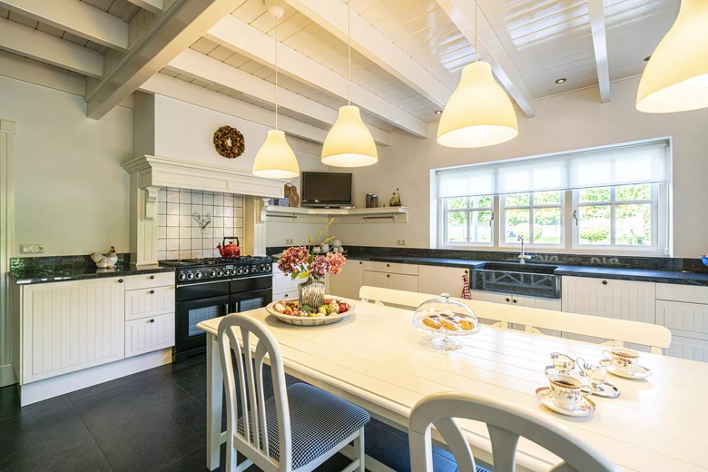 Bekijk foto 25 in  aan de  in 