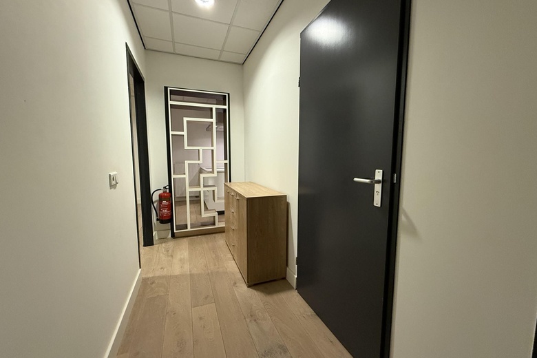 KantoorruimteaanMeerheide 100 y<br/> inEersel KantoorruimteaanMeerheide 100 y<br/> inEersel