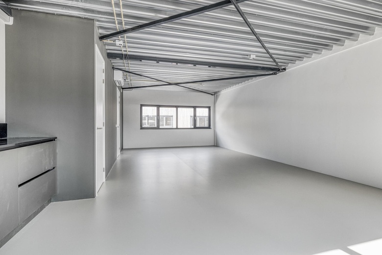 BedrijfsruimteaanAmersfoortsestraat 76 13<br/> inSoesterberg BedrijfsruimteaanAmersfoortsestraat 76 13<br/> inSoesterberg