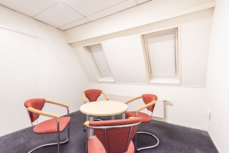 KantoorruimteaanF B Deurvorststraat 43<br/> inUlft KantoorruimteaanF B Deurvorststraat 43<br/> inUlft