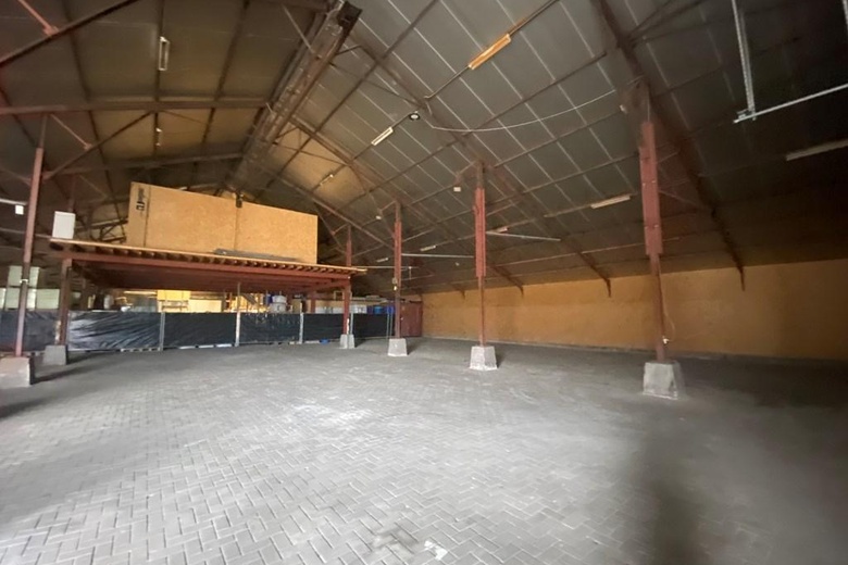 BedrijfsruimteaanHavenstraat 21<br/> inEmmeloord BedrijfsruimteaanHavenstraat 21<br/> inEmmeloord