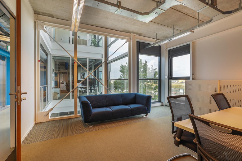 BedrijfsruimteaanKoperstraat 42<br/> inAlmere BedrijfsruimteaanKoperstraat 42<br/> inAlmere