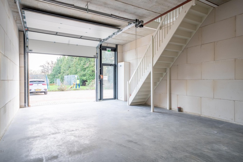 BedrijfsruimteaanJonkheer Sandberglaan 68 02<br/> inHierden