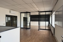 Bekijk foto 3 van Flevolaan 62 c Bekijk foto 3 van Flevolaan 62 c