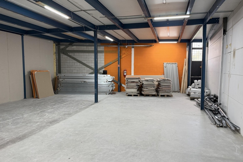 BedrijfsruimteaanH. Kamerlingh Onnesweg 19 A<br/> inAlphen aan den Rijn