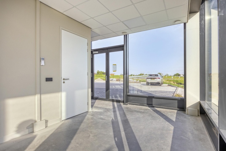 BedrijfsruimteaanHonderdland 996<br/> inMaasdijk