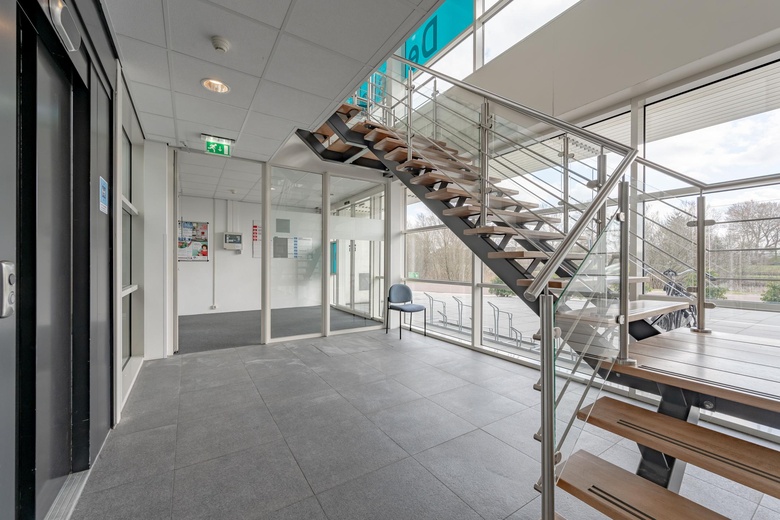 KantoorruimteaanDe Schans 9A<br/> inHardenberg KantoorruimteaanDe Schans 9A<br/> inHardenberg
